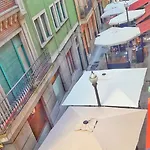 En El Centro Entre El Puerto Y Playas * 기욘