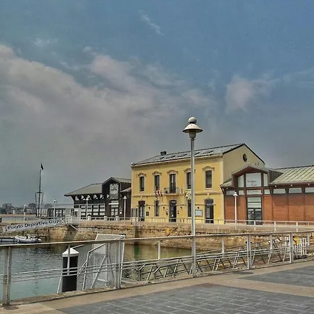 En El Centro Entre El Puerto Y Playas Apartamento Gijón