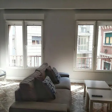 En El Centro Entre El Puerto Y Playas Apartamento Gijón